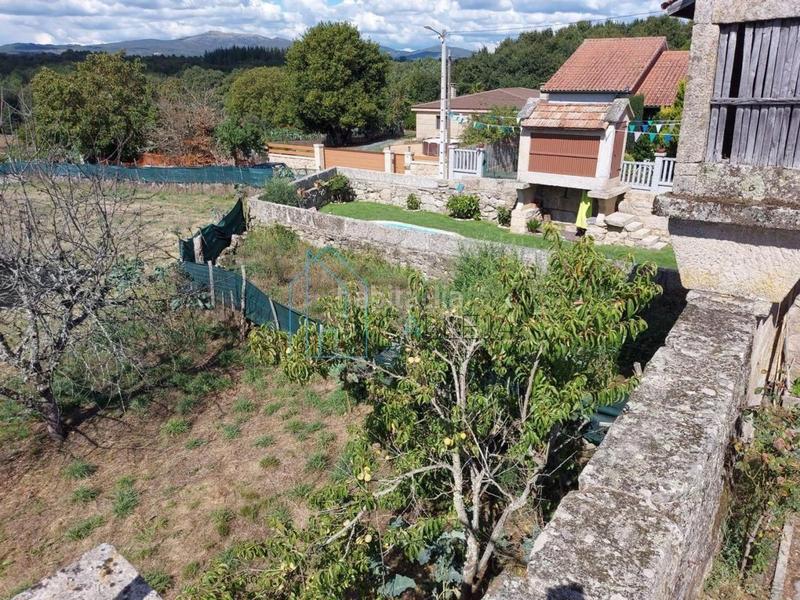 Foto 39177638-83aa-485e-a166-a5262f0e765b. Casa in Amoeiro