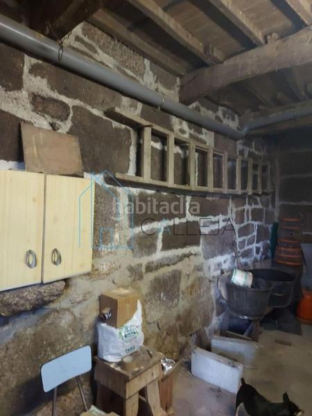 Foto 658b21cf-d767-40ba-a4ae-3ba7ef3b09a4. Casa in Amoeiro