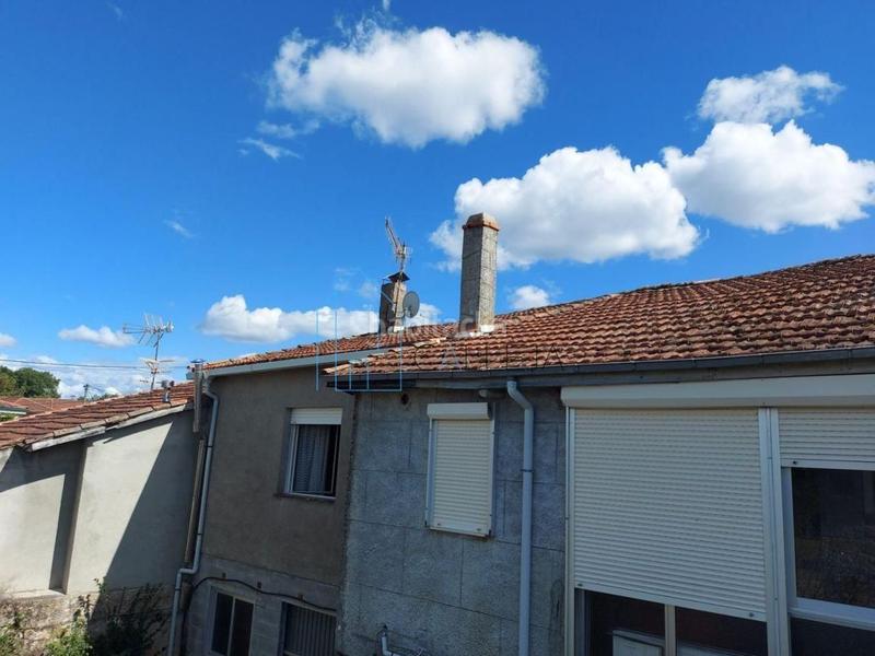 Foto a3e7c4fd-28b9-4fcf-a6e4-2aec1b0c3b31. Casa in Amoeiro