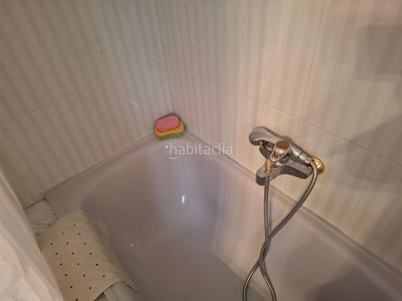 Foto 35df03a3-268e-490c-a368-74bf982ed3d8. Semi detached house with heating in San Francisco Ourense