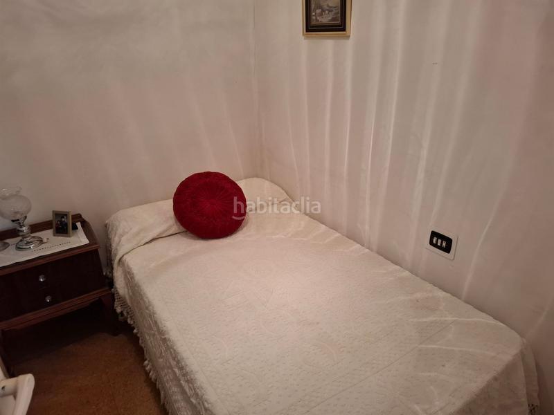 Foto 9808d394-508d-44cf-bc4a-a7ceba0dff60. Semi detached house with heating in San Francisco Ourense