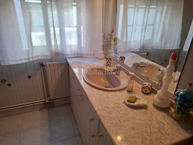 Foto bc02aa9b-a890-45ab-9252-1fd9b6eb29c0. Semi detached house with heating in San Francisco Ourense