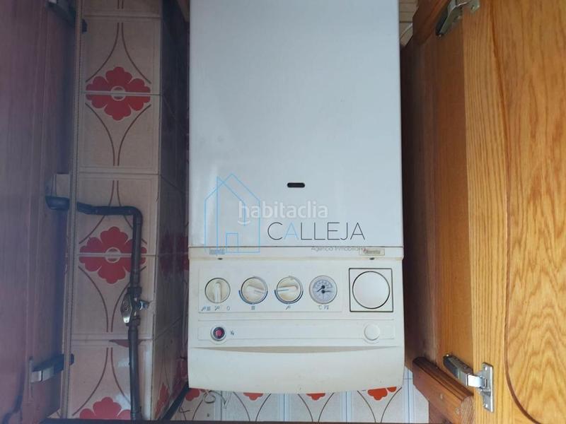 Foto f47bfa67-839f-4d42-a706-7b3c0326c311. Flat with heating in Mariñamansa Ourense