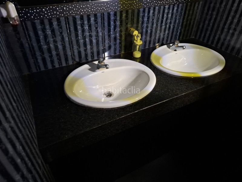 Foto c027eb25-8d7e-41ce-944d-1be421a7bcea. Local comercial a Universidad Ourense
