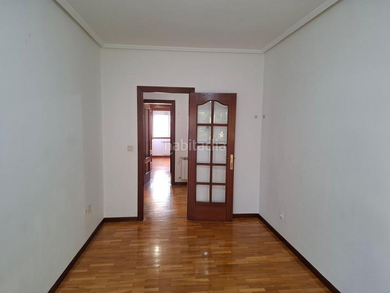 Foto 1fa6732b-2387-45b4-9f18-82a3dc3475d8. Location appartement avec chauffage dans A Ponte Ourense