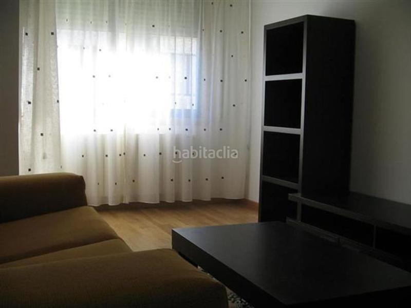 Foto d8bd2e07-056b-418c-acc0-0b9f8e010660. Rent flat with heating in Couto Ourense