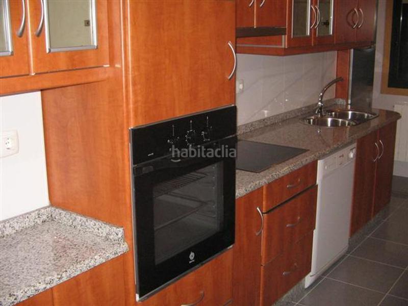 Foto b88f44b1-4a94-4266-8acd-7aeabb590910. Lloguer pis amb calefacció a Couto Ourense