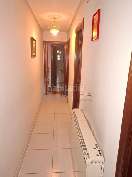 Foto 45a75b5f-da71-4076-91d4-0e617a6365c6. Pis amb calefacció a Ventiun Ourense