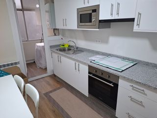 Rent Flat in Ribeira de canedo 40. Alquiler estudiantes, piso de 4 dormitorios, totalmente reformad