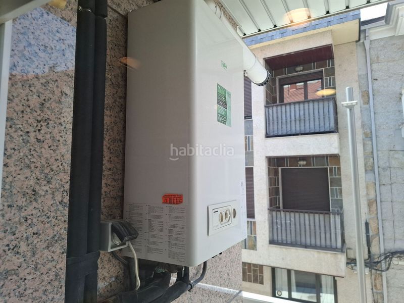 Foto 5525a695-befa-44f3-8053-ade6db4173c8. Apartament amb calefacció a Ventiun Ourense