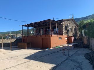 Local Comercial  C-63. Restaurante y vivienda, terraza