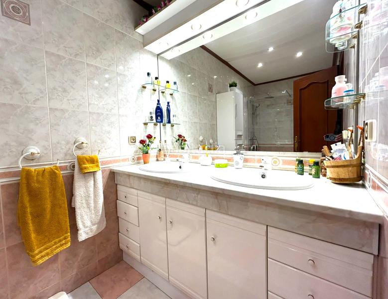 Foto 9b6e818f-63ec-4790-bc23-a859ddf7b8cb. Pis amb calefacció a Barri Vell Salt