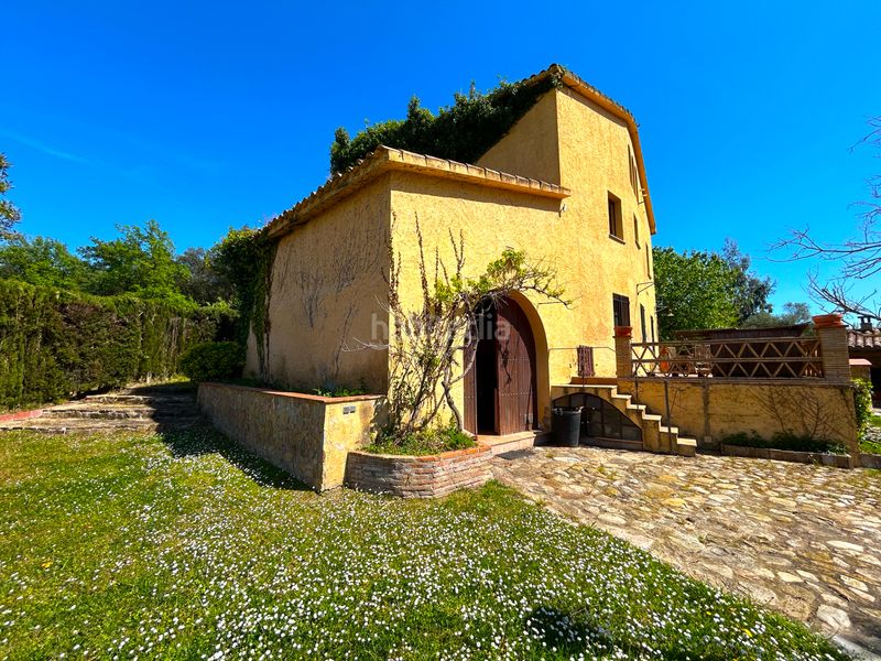 Foto 30cc5e71-216d-43e6-bbcf-2d8f97d60540. Casa amb xemeneia calefacció aparcament a Bescanó