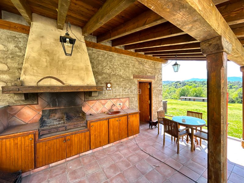 Foto f3eacddc-8d03-4e8c-8f41-e4a268dba4dd. Casa amb xemeneia calefacció aparcament a Bescanó
