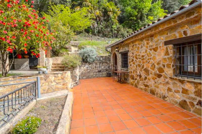 Foto fc44741c-d301-4a6c-8e9e-b75d055141d6. Casa amb xemeneia calefacció aparcament piscina a Osor