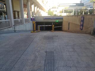 Aparcament cotxe  Calle de hernán cortés. Plaza de garaje en hernán cortés doctor cerrada