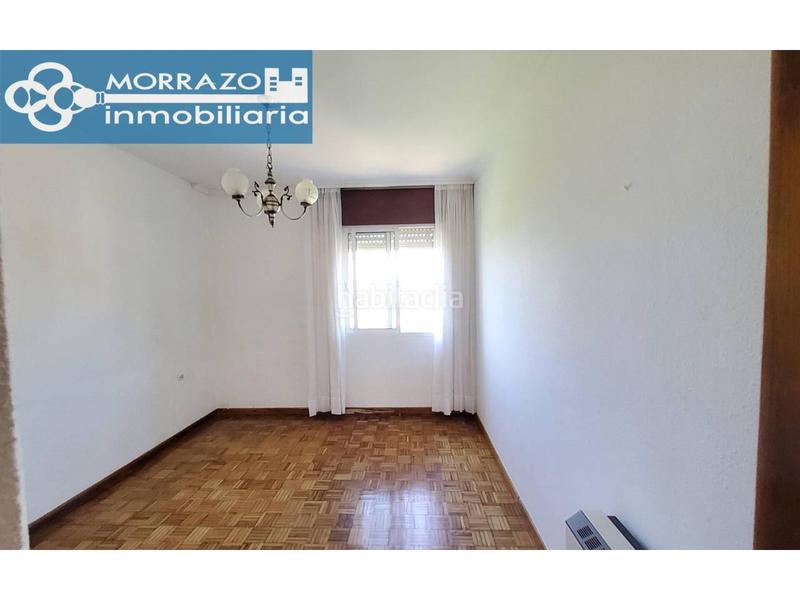 Foto 1f440dea-69d0-42d0-bb29-7af316450b9f. Casa en lugar means 54 casa con terreno y vistas cerca de la playa en Bueu