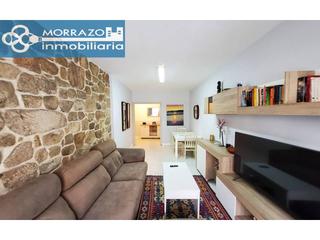 Appartement  Marín. Piso en bueu de tres habitaciones con patio