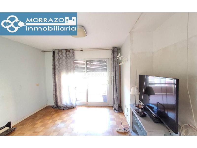 Foto 0f46a490-e6fe-4d0e-a3c5-3a5d6d1da71a. Pis a Bueu