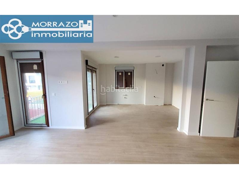 Foto 0a3debff-d1ad-4595-b131-1f4c85539264. Casa bifamiliare con riscaldamento parcheggio in Moaña