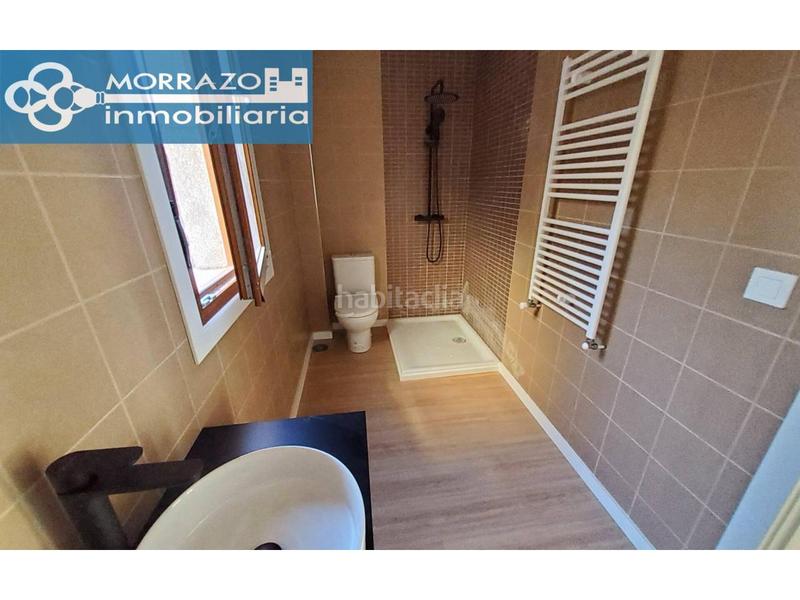 Foto 53d2e583-548c-4d41-9daa-3c2b5c24caca. Casa bifamiliare con riscaldamento parcheggio in Moaña