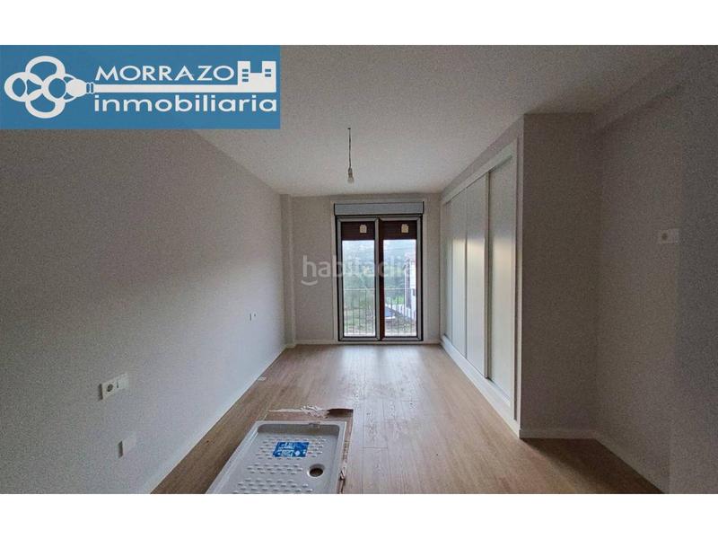 Foto 9a584211-f030-4db0-8e1d-78a6f8492988. Casa bifamiliare con riscaldamento parcheggio in Moaña