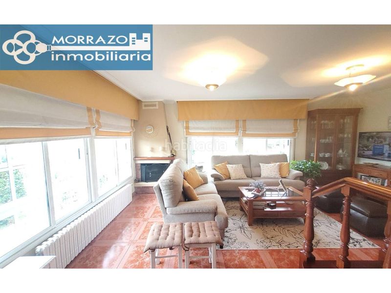 Foto 15b9fb2e-1c13-48cc-95fa-ef385e9a004a. Casa amb calefacció aparcament a Marín