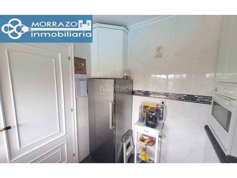 Foto 64bc6f7a-183a-4f9d-92a9-f86478c8a44f. Casa amb calefacció aparcament a Marín