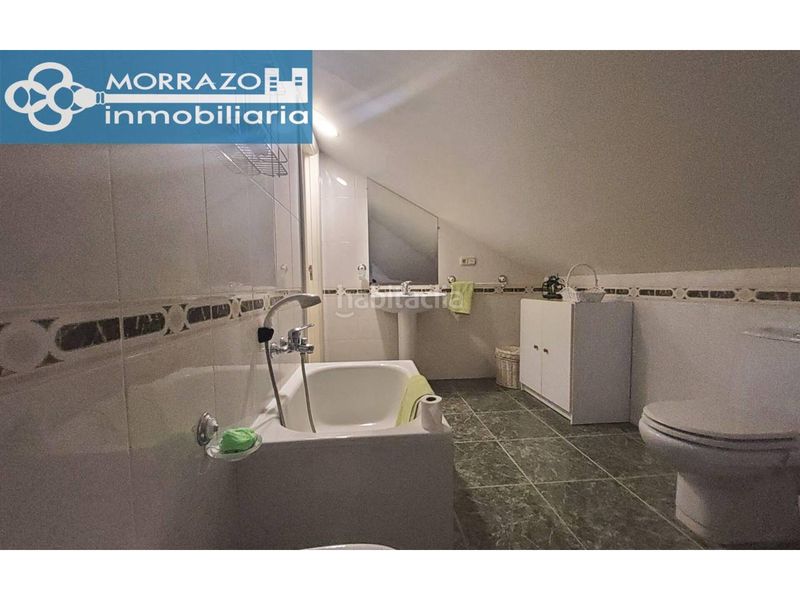 Foto 6c924826-cc1a-4efb-b16b-6fcd267b1e62. Casa amb calefacció aparcament a Marín