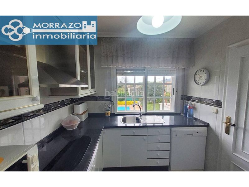 Foto 70fe046d-beb0-4dc9-94a6-227f912c40b9. Casa amb calefacció aparcament a Marín