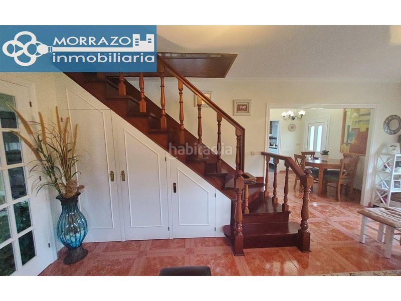 Foto 71b8e381-cb03-4198-b5ab-3ff9b0d963a0. Casa amb calefacció aparcament a Marín