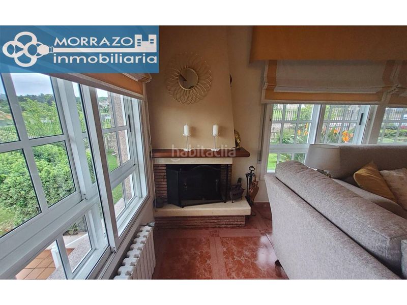 Foto c858f692-7d5b-4620-926c-ea9076839f8b. Casa amb calefacció aparcament a Marín