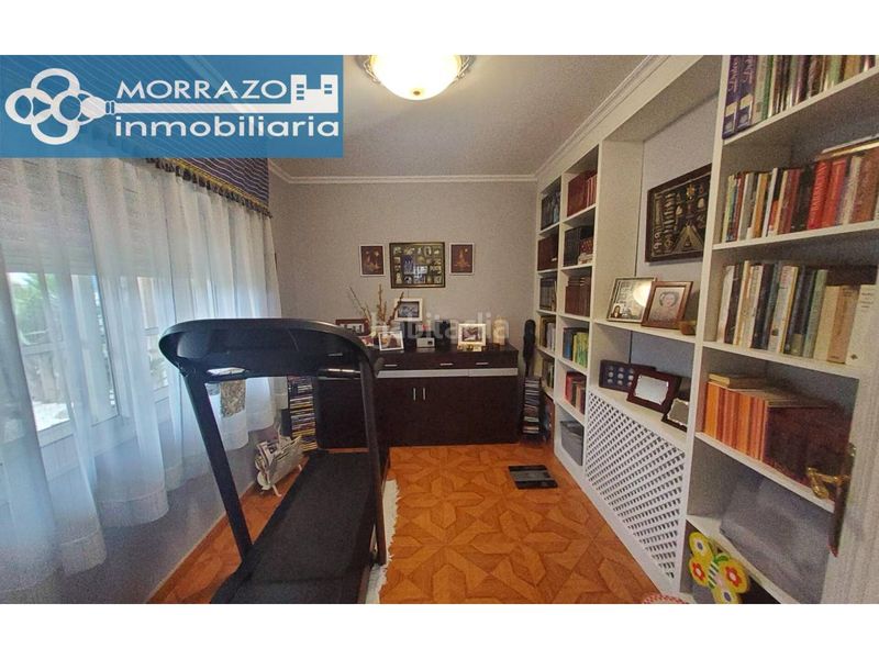 Foto d53450b0-b658-408b-8df9-875044337947. Casa amb calefacció aparcament a Marín