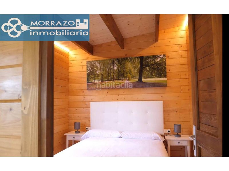 Foto b650a879-0970-4050-97d2-e0ca49466854. Edificio in calle as means 48 in Bueu