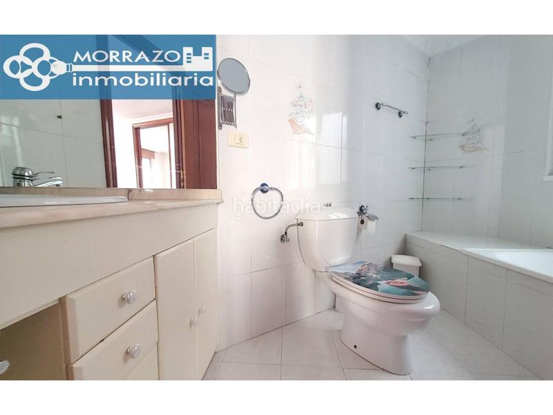 Foto 07aed7e6-a383-4086-9326-bda739ba414a. Pis amb calefacció aparcament a Bueu