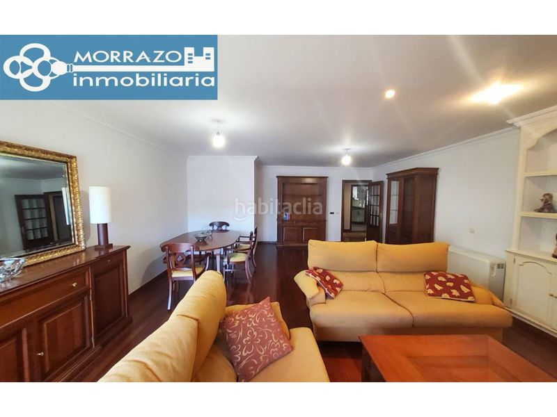 Foto 0d578de4-a179-4323-be62-b220214df6f3. Pis amb calefacció aparcament a Bueu