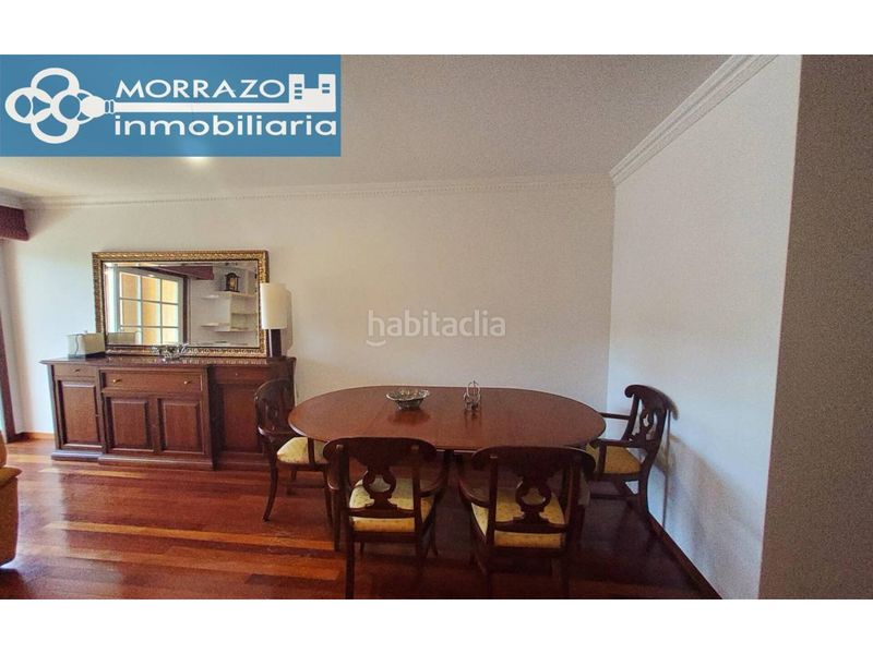 Foto c3422fda-473a-4f8c-9a6c-477cf2db6382. Pis amb calefacció aparcament a Bueu