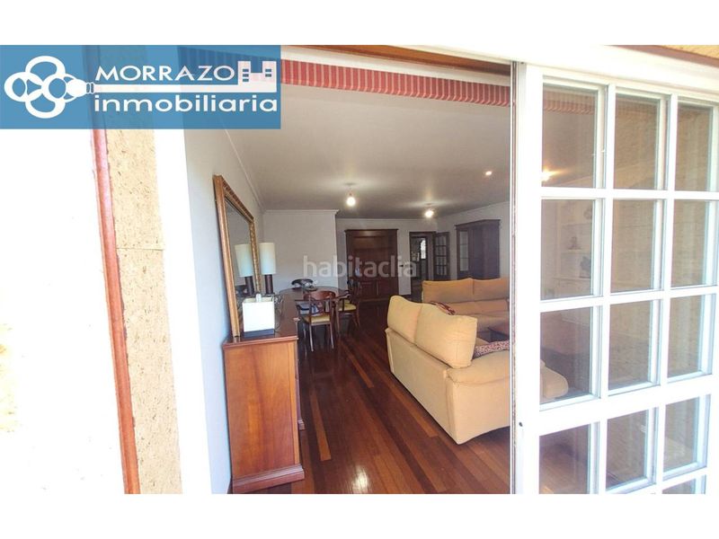 Foto efe9bd3b-9127-4059-a175-6360bb4164fe. Pis amb calefacció aparcament a Bueu