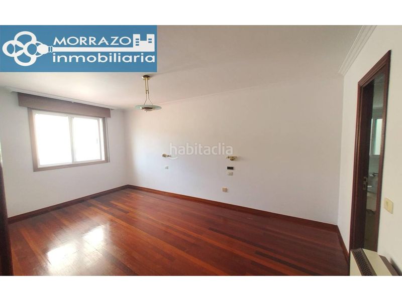 Foto fcb3db30-5d0a-46d6-ad3c-b37411c95429. Pis amb calefacció aparcament a Bueu