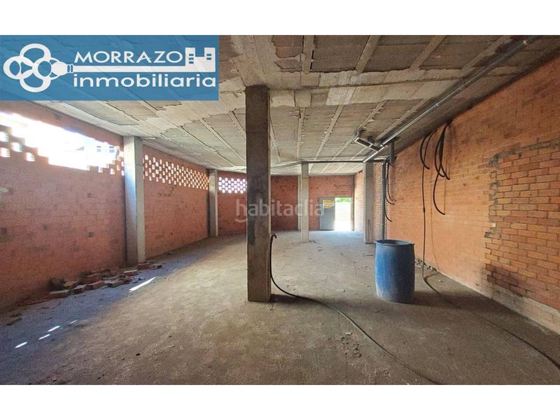Foto 521e4dcf-a243-45fe-b0a9-6807305b01dc. Local comercial a Bueu
