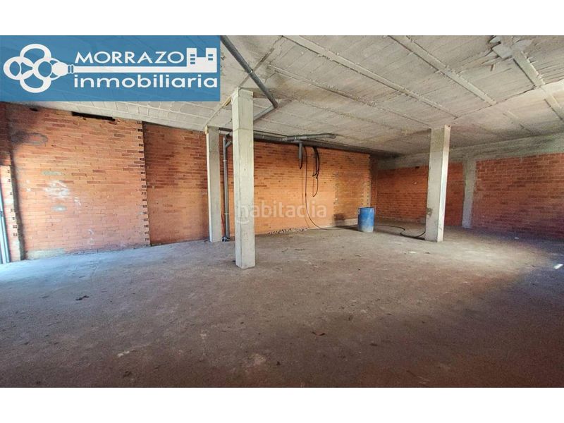 Foto 60ebcf76-0efd-4541-a869-767b4ac5fd49. Local comercial a Bueu