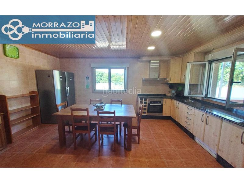 Foto d7dbbd94-6c55-4e67-8a40-fee84255040b. Casa amb aparcament piscina a Estrada (A)