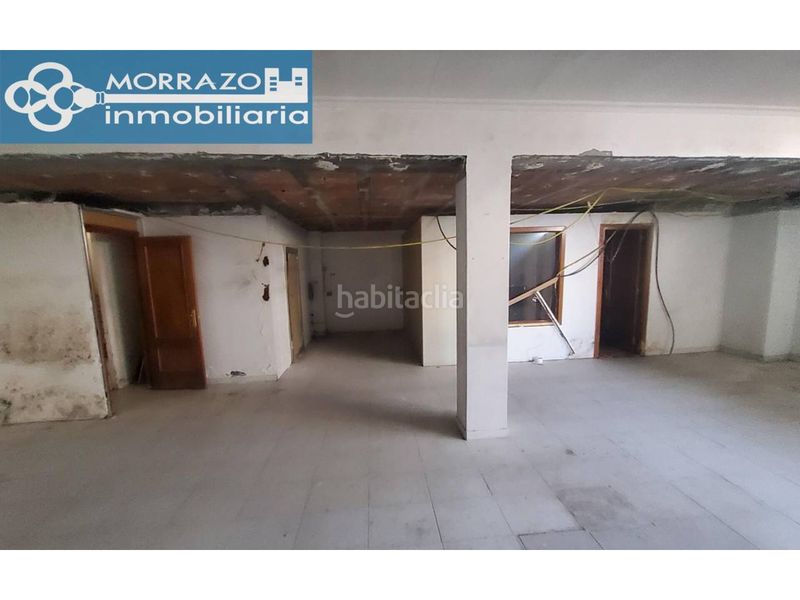 Foto b310fcf8-71a3-48c9-8bf8-9e887f5fc889. Local comercial a Bueu