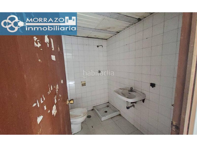 Foto dc29e65f-1d3f-4349-88d6-43ba8aefd20c. Local comercial a Bueu