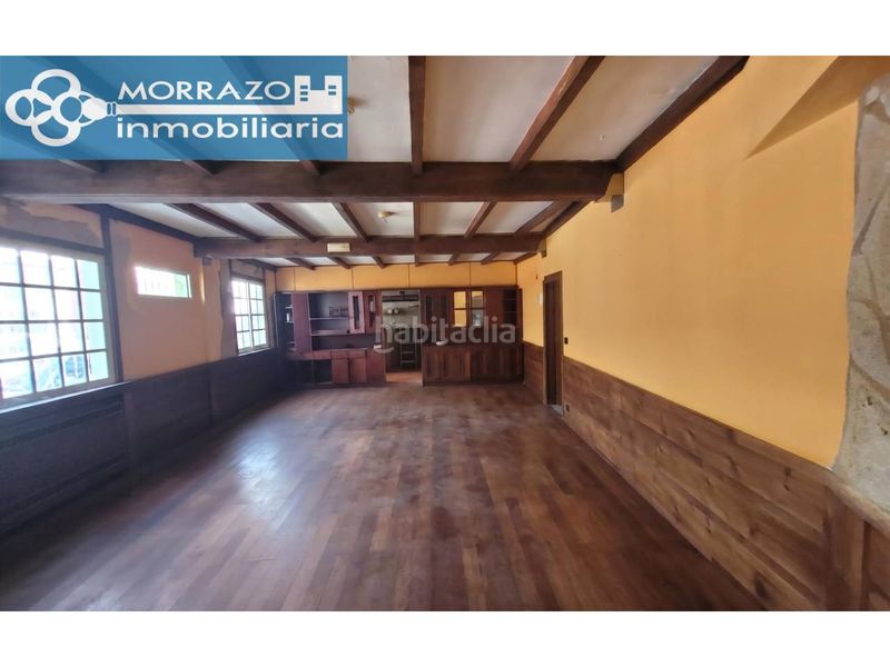Foto d200955f-0013-424e-be30-32a134830c43. Local comercial a Bueu