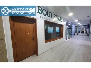 Locale commerciale  Avenida montero ríos 101. Bajo en las galerías de bueu