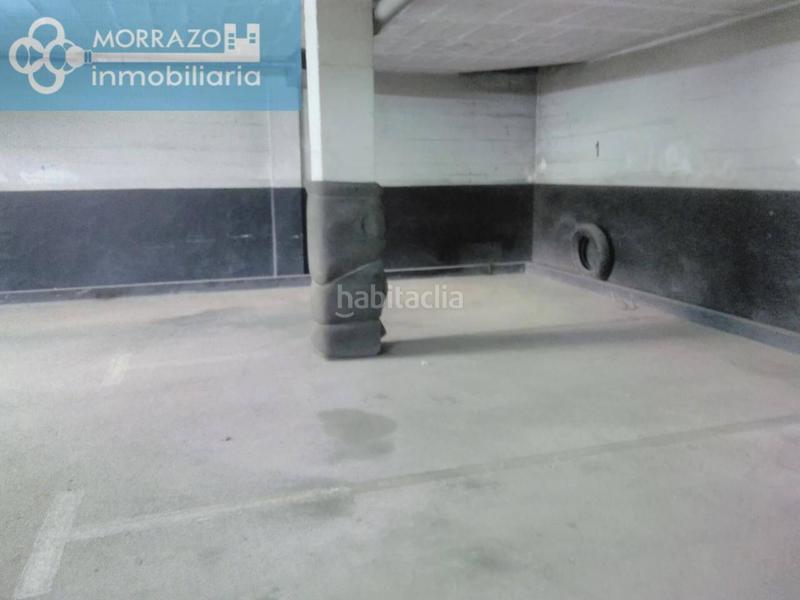 Foto ef938f0a-e48f-4406-b381-aa989d4a3ae8. Aparcament cotxe a Bueu