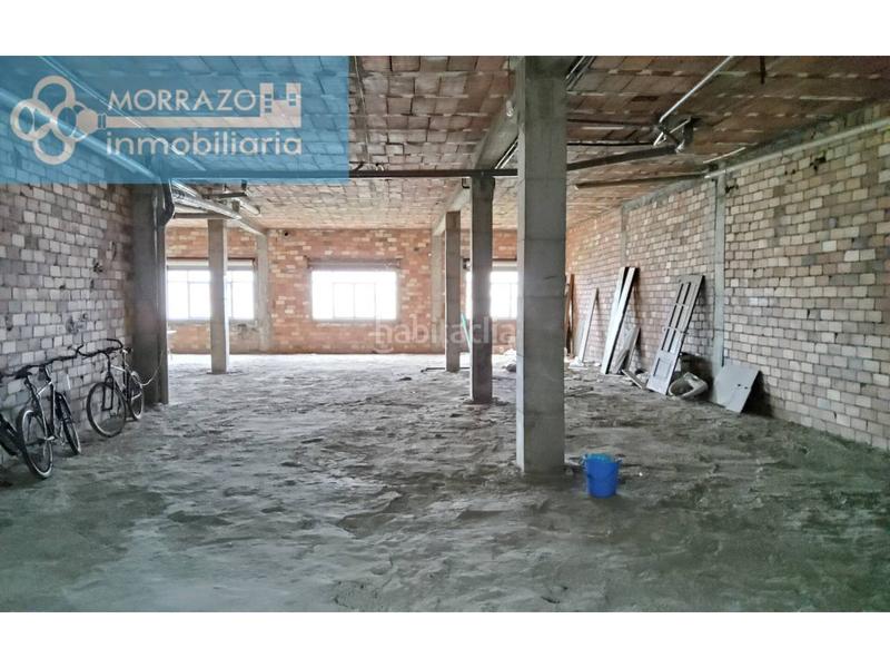 Foto 3457abf8-2dc5-4e18-ab16-8c1ba2164b8d. Location local commercial dans Bueu