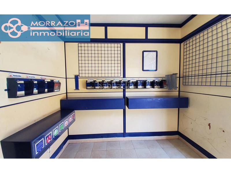 Foto 7f351e51-4534-4cd4-b6ee-21c1d7f015b0. Lloguer local comercial a Bueu