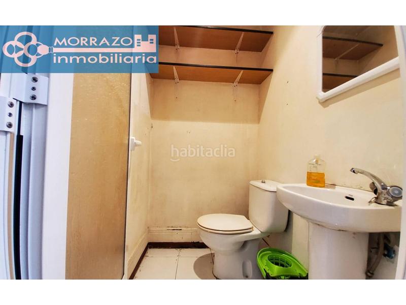 Foto ead3ae7c-16db-410b-80b7-0617cdf22b0c. Lloguer local comercial a Bueu